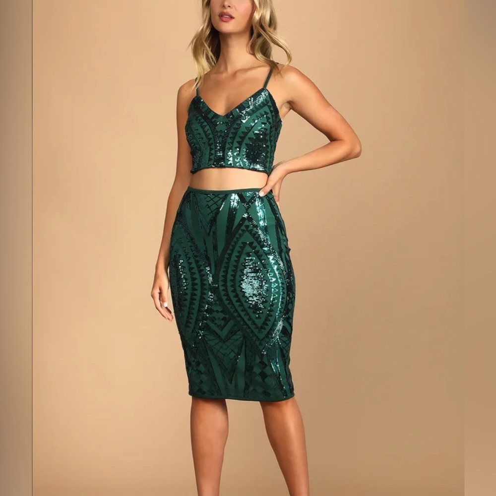 Lulu’s Green sequin party set